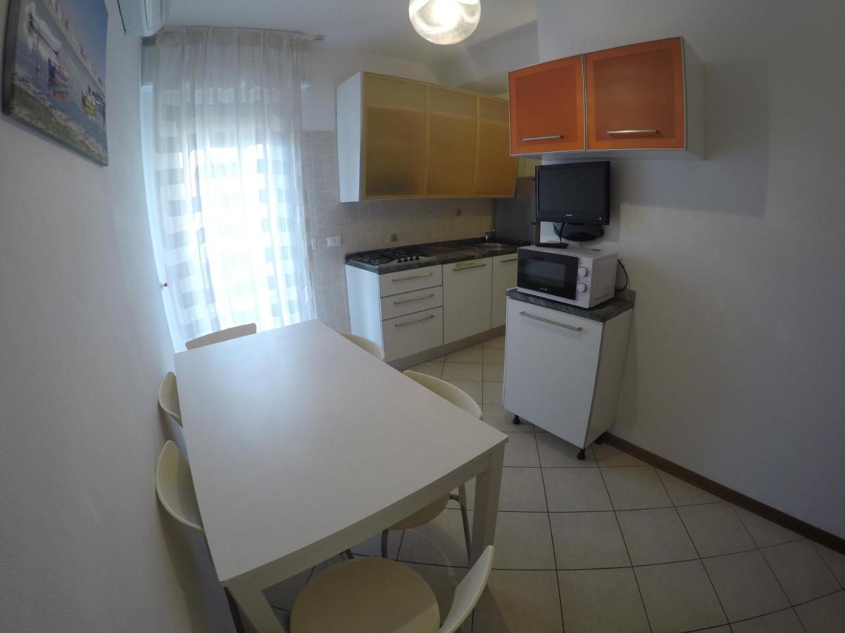 Residence Caorle Apartments - Agenzia Cocal Экстерьер фото